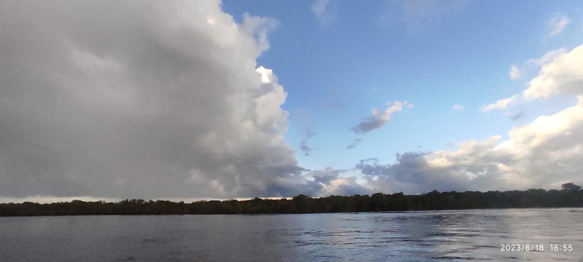 El Dorado Pousada Daire Barcelos Dış mekan fotoğraf